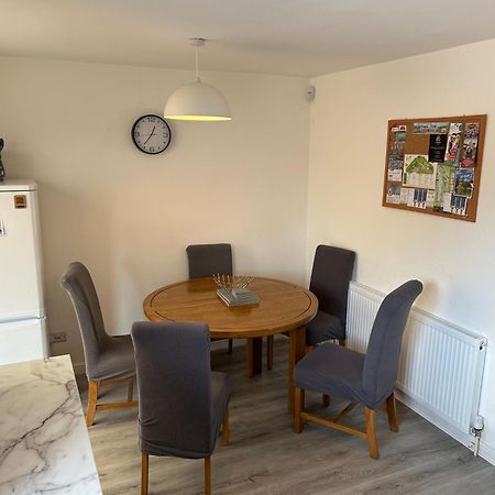 Fresh, Fully Equipped Modern House Can Sleep 5 Kiveton Park Экстерьер фото