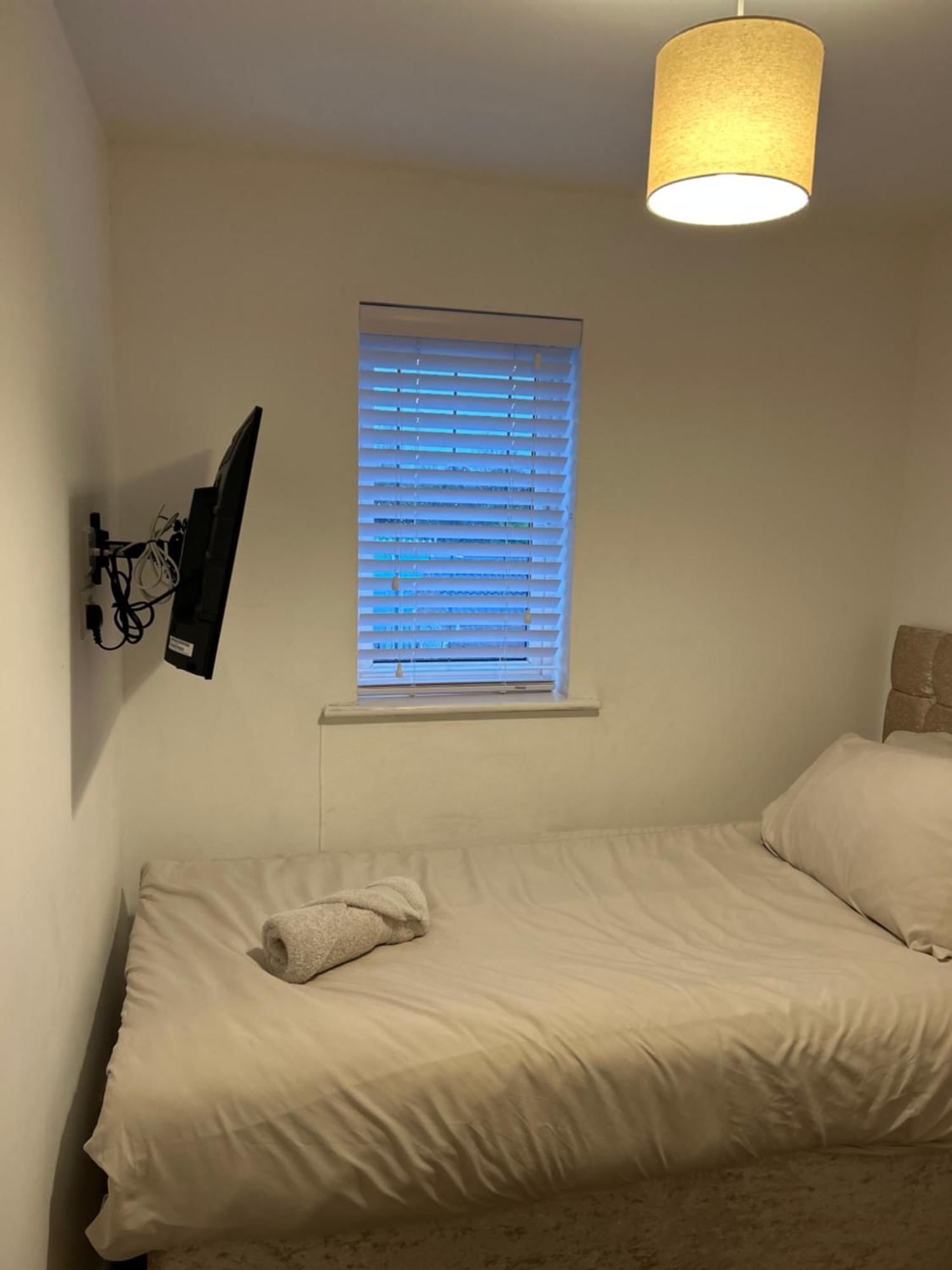 Fresh, Fully Equipped Modern House Can Sleep 5 Kiveton Park Экстерьер фото